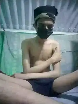 HannanKhan25 online show from October 13, 2025, 8:54 pm