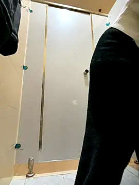 AiBanana online show from December 14, 2025, 4:56 pm