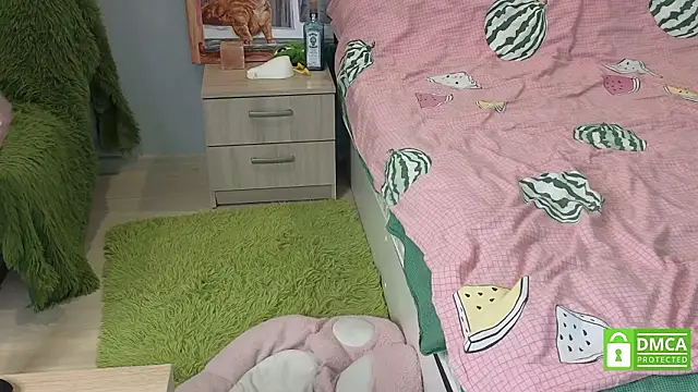 sweetuniporn online show from March 14, 2026, 9:26 am