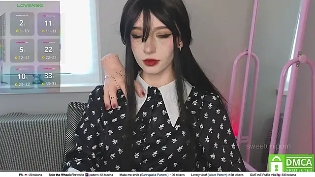 sweetuniporn online show from September 24, 2025, 11:50 am