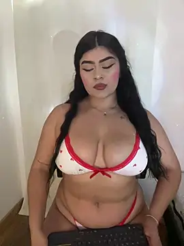 Snapshot of Kariina__69 chatting on July 25, 2026, 6:03 pm Kariina 69 online show from July 25, 2026, 6:03 pm