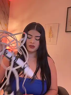 Kariina  69 online show from May 15, 2026, 3:04 am