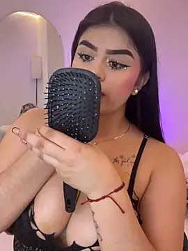 Kariina  69 online show from October 8, 2025, 3:41 am