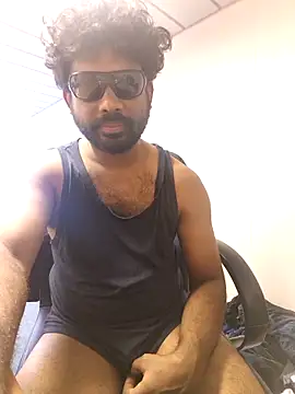 UrbanUtopia online show from April 15, 2026, 7:51 pm