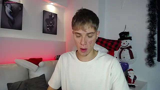 Robbin Blaze online show from December 14, 2025, 5:35 am