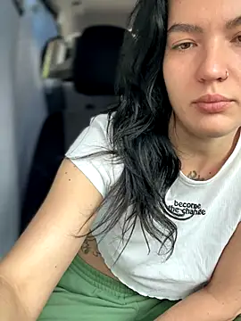 MeekyRich online show from October 2, 2025, 3:21 am