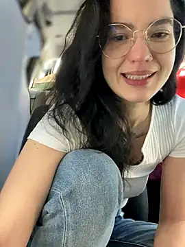 MeekyRich online show from September 30, 2025, 4:51 am