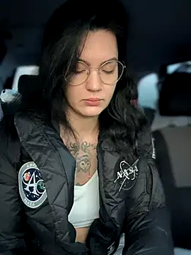 MeekyRich online show from October 31, 2025, 1:13 am