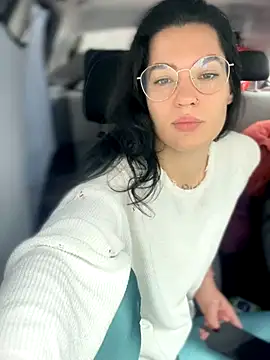 MeekyRich online show from October 8, 2025, 3:08 am