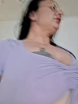 kinkikatie69 online show from September 28, 2025, 10:17 pm