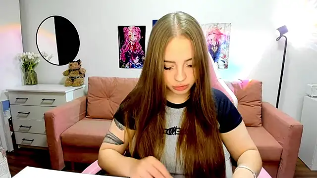 mistress lain online show from September 8, 2025, 9:36 pm