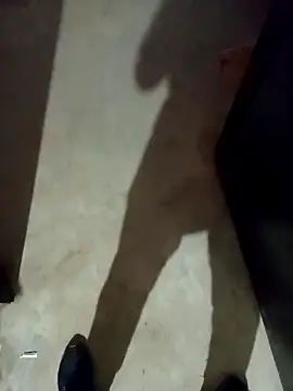 luuiss12 online show from October 5, 2025, 10:00 pm