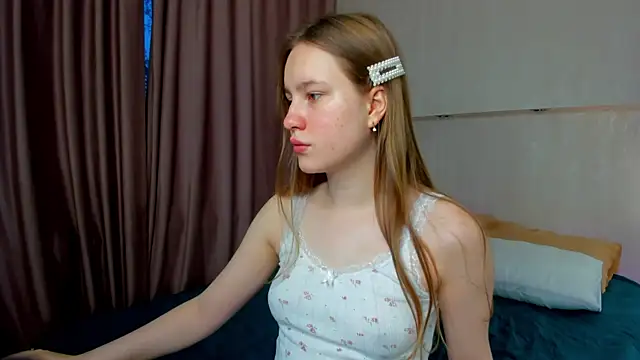 Candy Cansew online show from September 20, 2025, 12:04 am