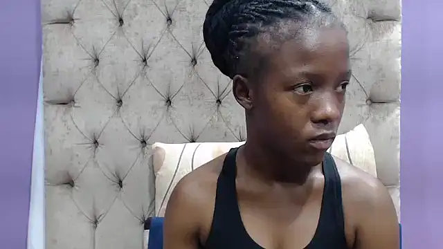 Snapshot of sexykea2002x chatting on September 20, 2025, 5:23 am sexykea2002x online show from September 20, 2025, 5:23 am