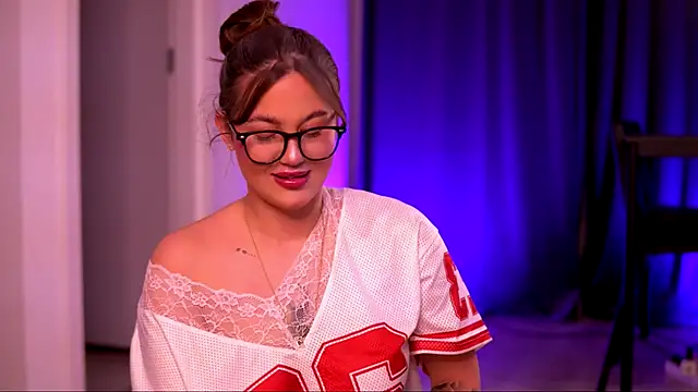 AryaDeluna online show from October 5, 2025, 11:50 pm