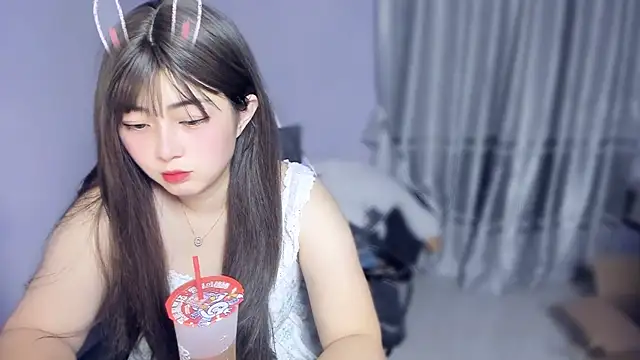 yuki3366 online show from November 9, 2025, 3:38 pm