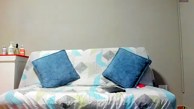 cinderella jackson online show from April 16, 2026, 11:44 am