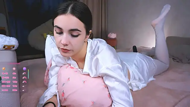 CupSizeGirl online show from September 23, 2025, 4:14 pm