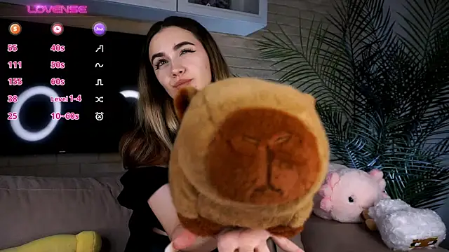 CupSizeGirl online show from September 14, 2025, 4:07 pm