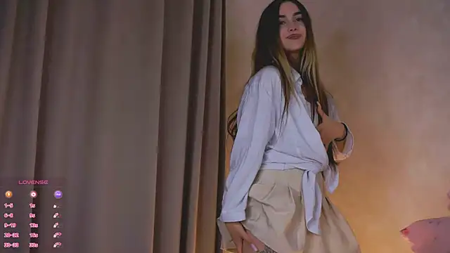 CupSizeGirl online show from October 5, 2025, 4:09 pm