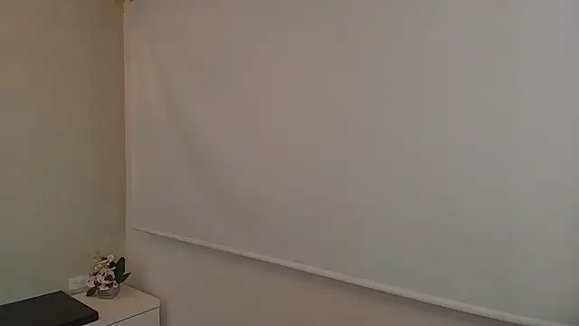  Victoria Collins online show from September 9, 2025, 10:57 am