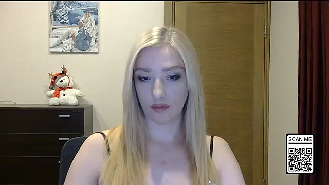 Wild Silk Desire online show from December 15, 2025, 1:17 pm