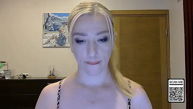 Snapshot of Wild_Silk_Desire chatting on September 20, 2025, 12:54 pm Wild Silk Desire online show from September 20, 2025, 12:54 pm