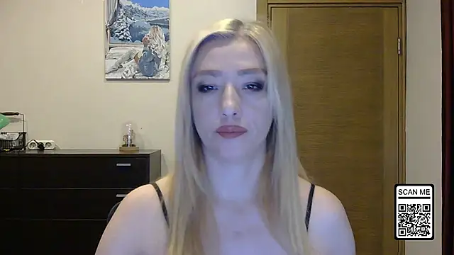 Snapshot of Wild_Silk_Desire chatting on October 10, 2025, 1:45 pm Wild Silk Desire online show from October 10, 2025, 1:45 pm