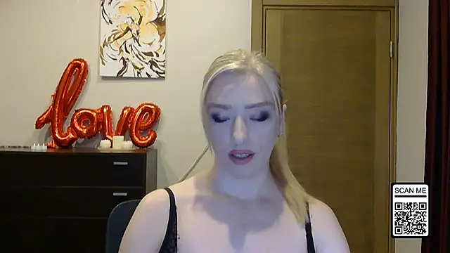 Wild Silk Desire online show from March 13, 2026, 4:45 pm