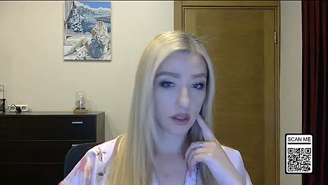 Snapshot of Wild_Silk_Desire chatting on October 19, 2025, 1:58 pm Wild Silk Desire online show from October 19, 2025, 1:58 pm