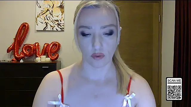 Wild Silk Desire online show from March 4, 2026, 5:10 pm