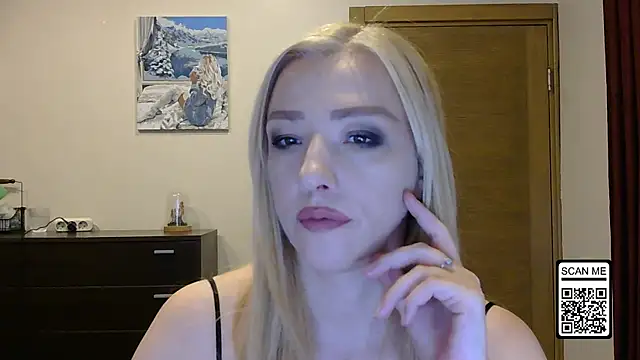 Snapshot of Wild_Silk_Desire chatting on September 10, 2025, 12:48 pm Wild Silk Desire online show from September 10, 2025, 12:48 pm