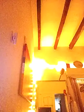 hotCOUPLEPETRA online show from January 19, 2026, 1:26 pm