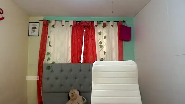 vale miel online show from September 19, 2025, 3:38 pm