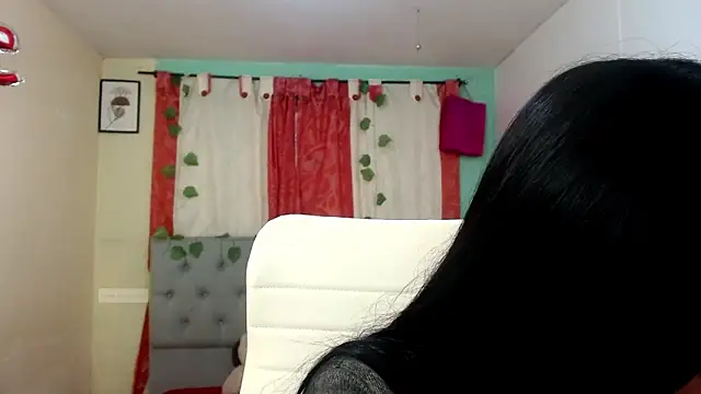 vale miel online show from October 8, 2025, 8:09 pm