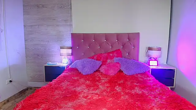  Alice Abby online show from October 3, 2025, 3:30 am