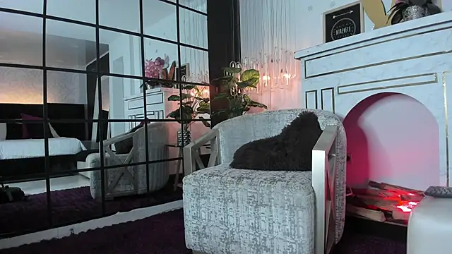 Snapshot of floraginette chatting on February 12, 2026, 6:07 pm floraginette online show from February 12, 2026, 6:07 pm