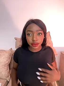 Snapshot of alissradiante1 chatting on December 3, 2025, 3:40 am alissradiante1 online show from December 3, 2025, 3:40 am