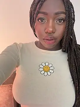 Snapshot of alissradiante1 chatting on February 21, 2026, 4:14 am alissradiante1 online show from February 21, 2026, 4:14 am