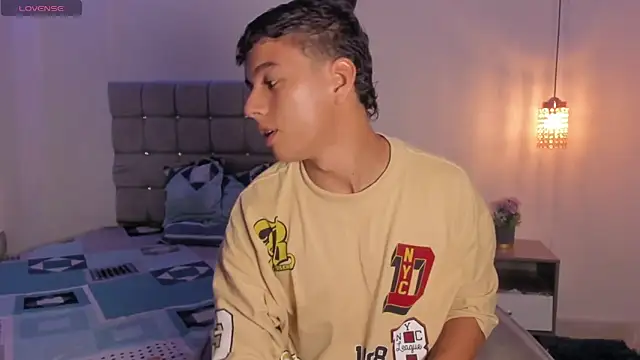 Santy Stump online show from November 15, 2025, 9:19 pm