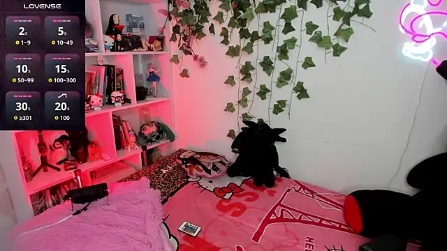 Snapshot of sarahminage_ chatting on September 18, 2025, 8:34 pm sarahminage online show from September 18, 2025, 8:34 pm