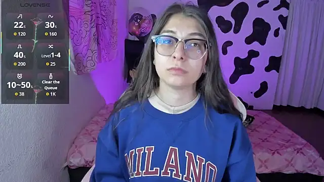 abbie jensen  online show from October 1, 2025, 3:22 am