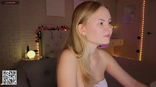 FlowersLover online show from September 11, 2025, 5:46 pm