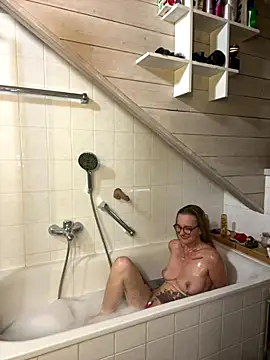 LucyLingerie78 online show from September 8, 2025, 7:35 pm