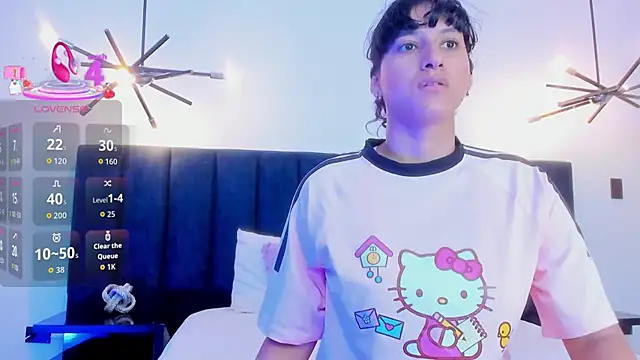 niia7 online show from September 26, 2025, 7:32 pm