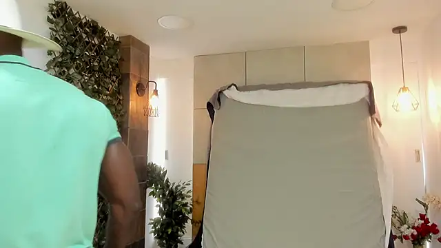 MarcusBlack  online show from October 1, 2025, 11:47 am