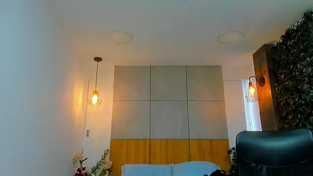 MarcusBlack  online show from October 9, 2025, 11:22 am