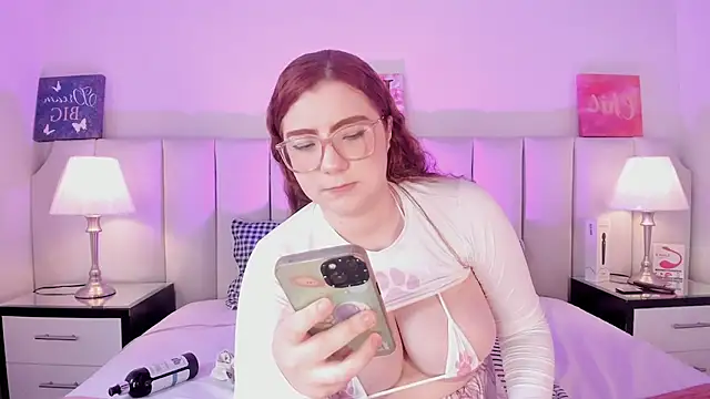 lizy portman online show from October 22, 2025, 7:35 pm