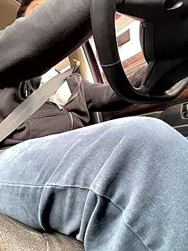 uto857 online show from January 12, 2026, 7:20 pm