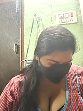 Snapshot of Liyaa_24 chatting on March 3, 2026, 5:31 pm Liyaa 24 online show from March 3, 2026, 5:31 pm